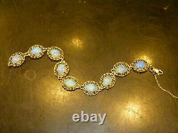 Lovely Opal & Solid 14k Gold Bracelet